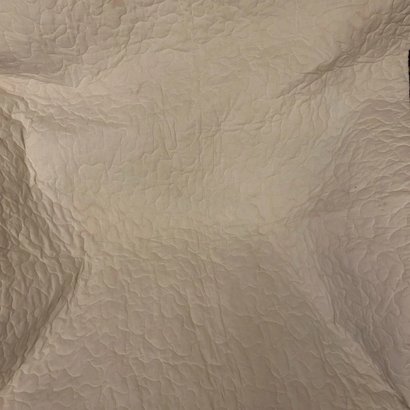 Handmade Wildlife Safari Quilt - Picture 3 of 3